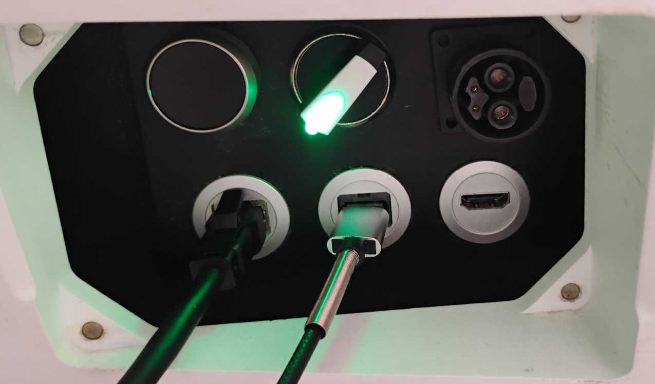 Power switch location on the IronOX AMR